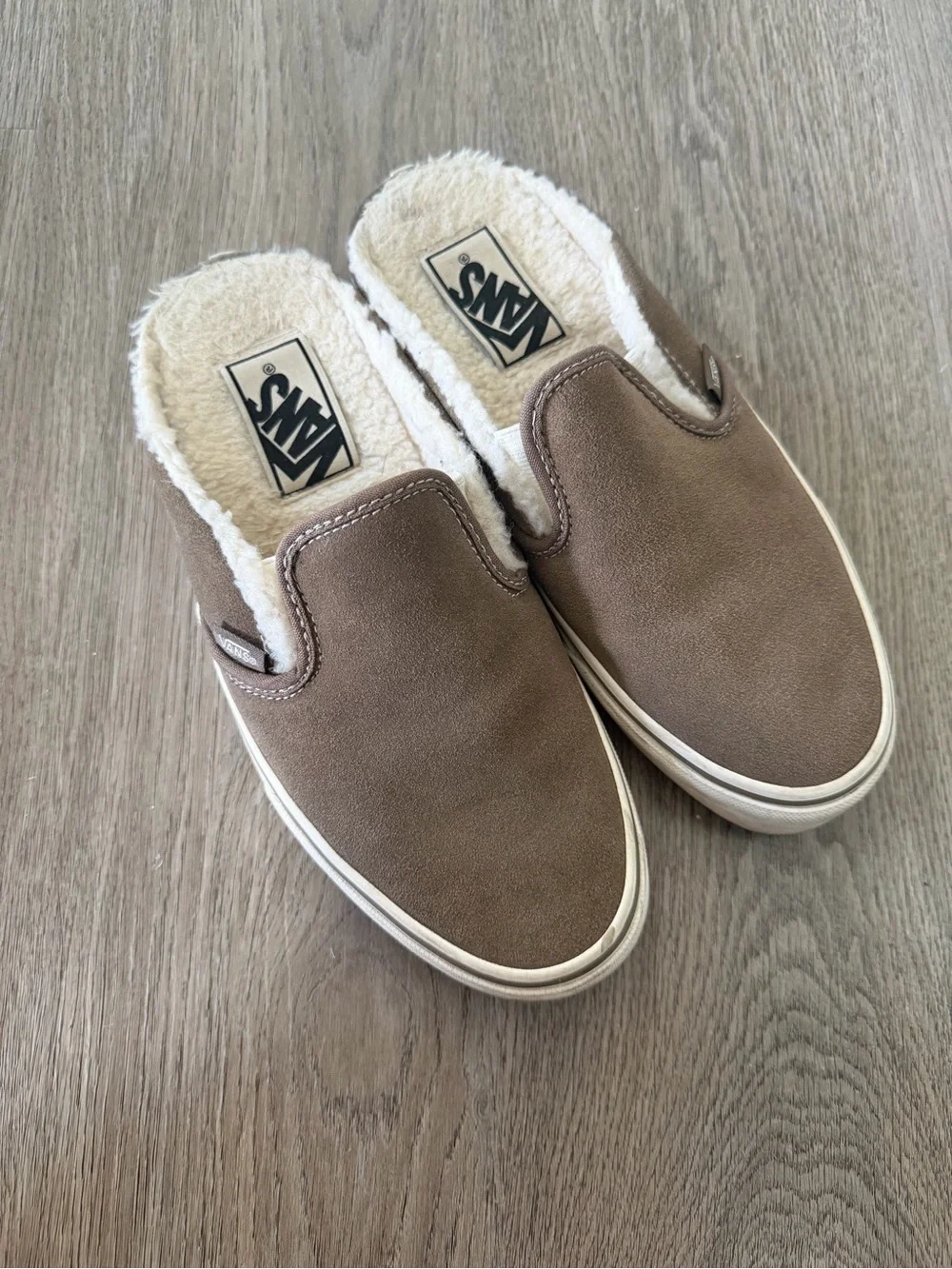 Vans Womens Size 8 Slip-On Green, Brown, and Cream - Picture 2 of 5